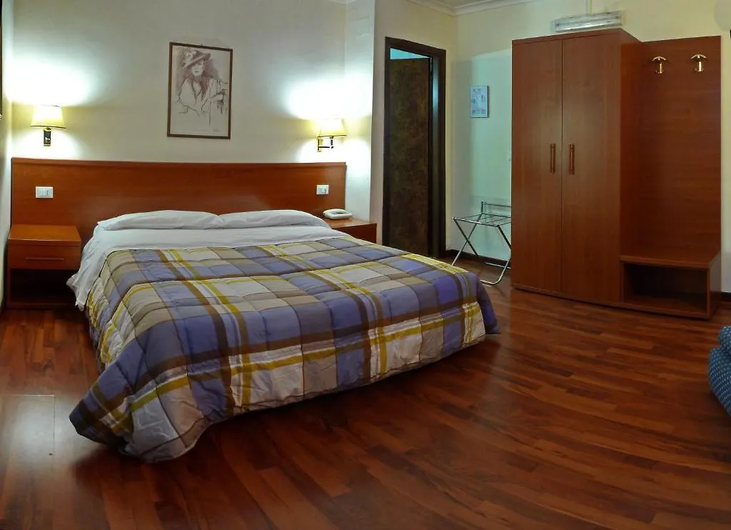 Monteverde E Austria Hotel Rome