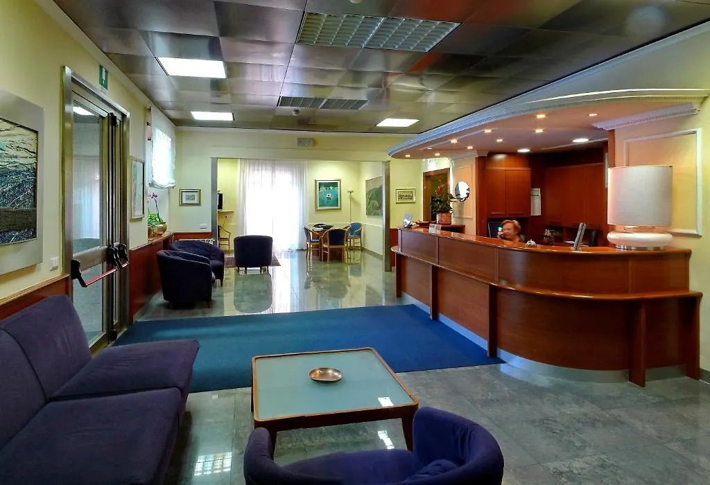 Monteverde E Austria Otel Roma